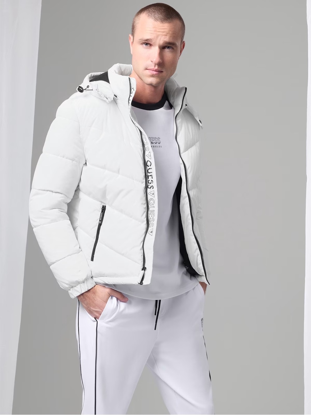 GUESS NWT Men’s White Quilted Puffer Jacket XXL